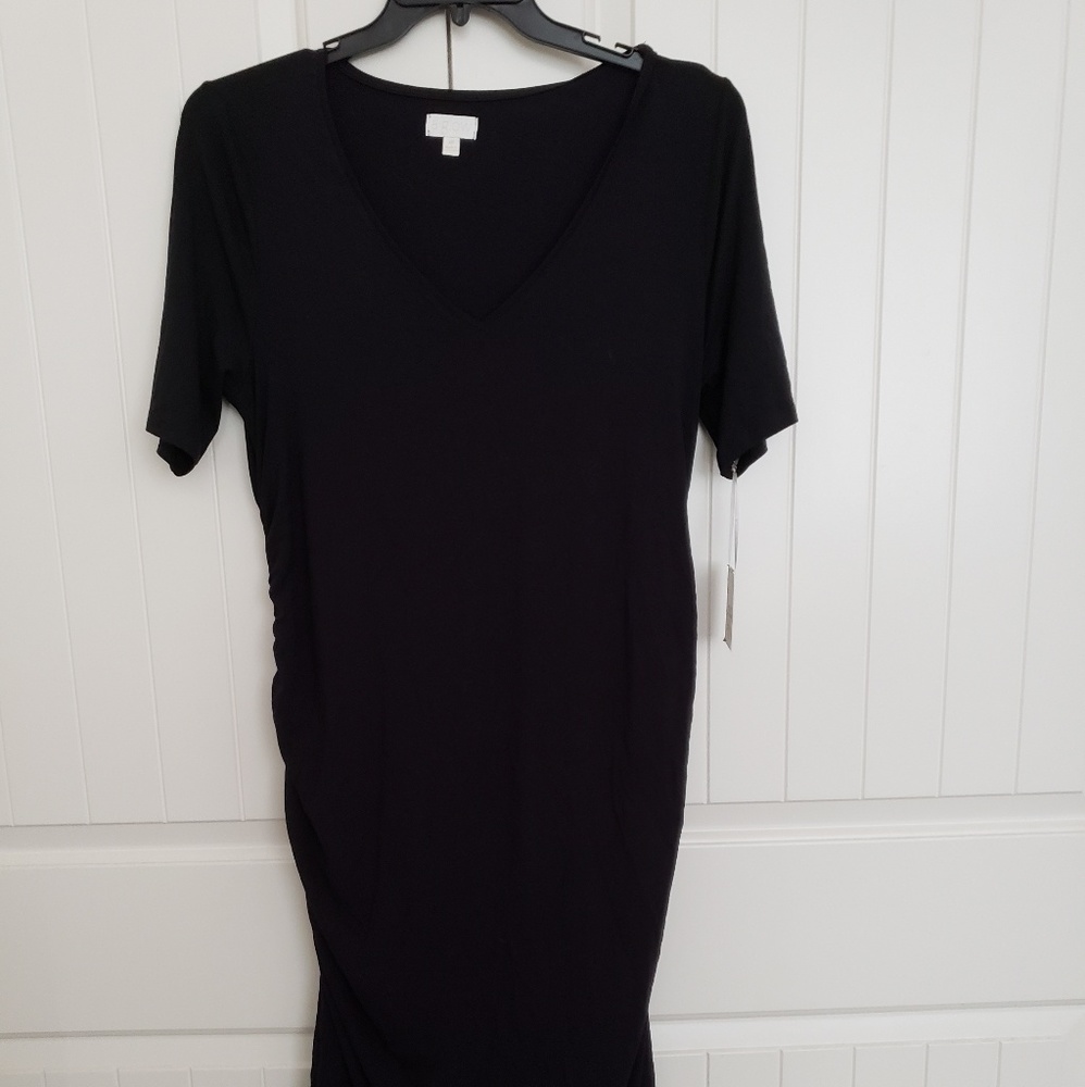 A:glow rouched maternity dress nwt plus
